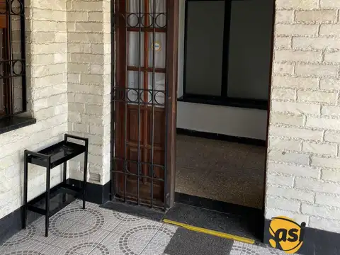 Batlle y Ordoñez al 2000. Sobre avenida. Casino, Bv Oroño. Apta crédito hipotecario