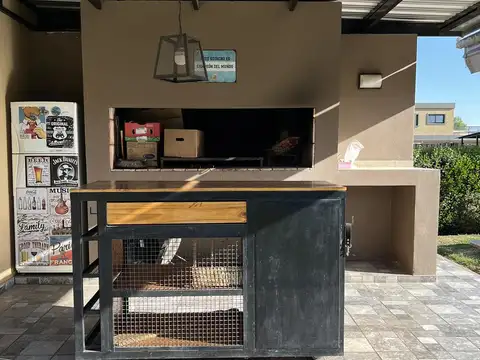 Casa en Venta al Este
