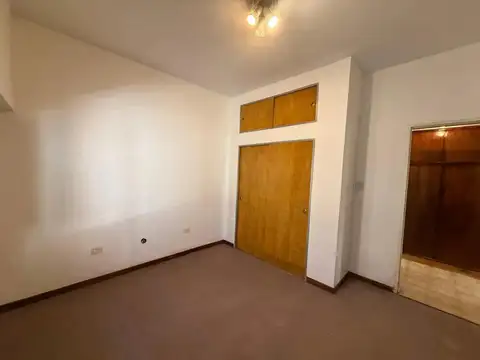Depto Tipo Casa en Venta 25 años