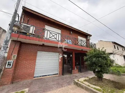 Casa multifamiliar en venta en Troncos del Talar