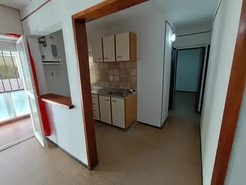 Camoirano y Dorrego 100
