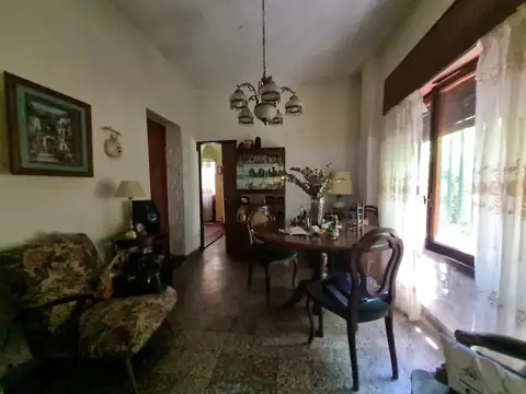 4 AMB CON DEPOSITO DE TRABAJO Y GARAJE OPORTUNIDAD!