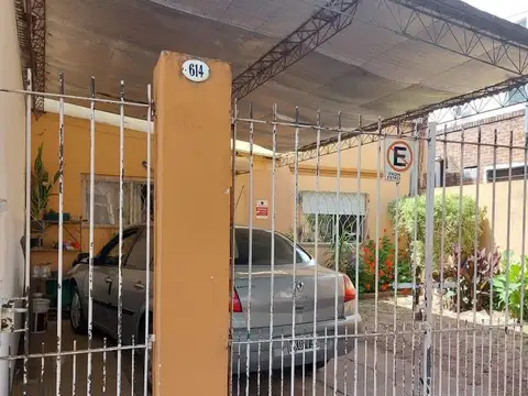 Venta Ph con Cochera a refaccionar en escobar