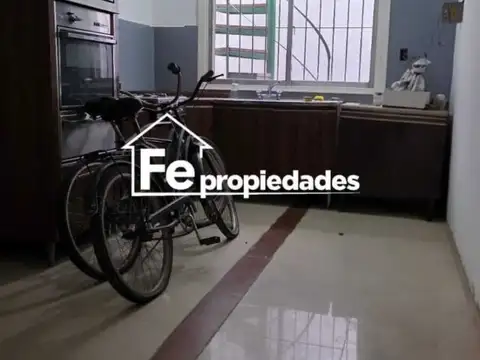 Depto Tipo Casa en Venta de 4 ambientes
