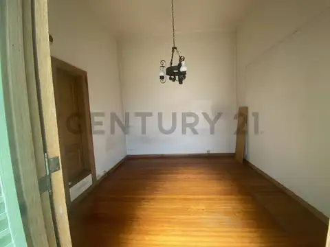Venta  PH 5 ambientes en calle San Jose Constitución