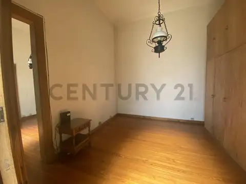 San Jose 1200, Piso 0