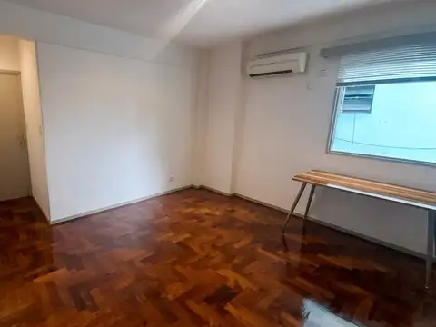 Constitucion 1800, Piso 5