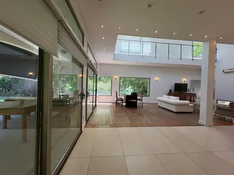 CASA EN VENTA PILAR - CAMPO GRANDE