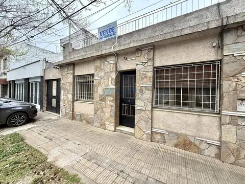 Casa en Venta en Azcuenaga, USD 77.000