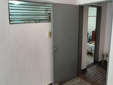 Depto Tipo Casa en Venta en Lomas Del Mirador, USD 110.000