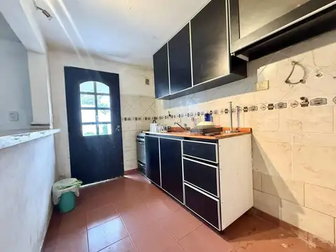 Casa en Venta en Castelar Sur, USD 80.000