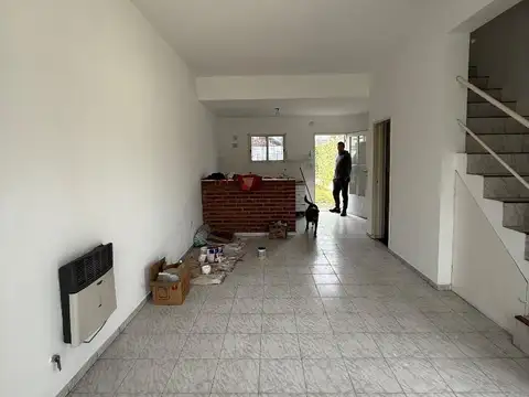 Casa en Alquiler en San Carlos, $ 700.000