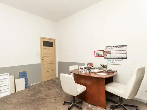 Galpon en Venta 8  mts Frente