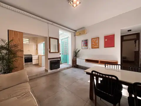 Venta Dpto de pasillo, dos dormitorios, terraza y piscina