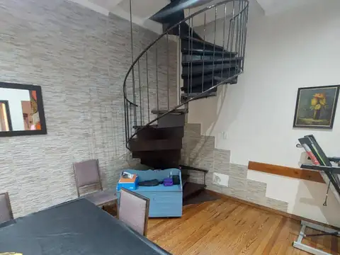 Depto Tipo Casa 3 ambientes con 2 baños