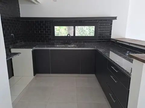 Venta Casa 4 ambientes Country Banco Provincia