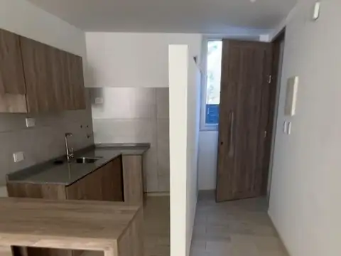 La Majella, Paseo Comercial y Dptos 1, 2 y 3 ambientes con Patio, Terraza, Cochera y Piletas individuales, Villa del Lago, Villa Carlos Paz. (Unidad 3)
