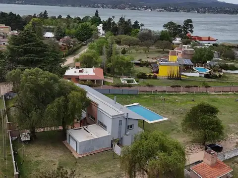 Casa en Venta en Villa Santa Cruz del Lago, USD 530.000