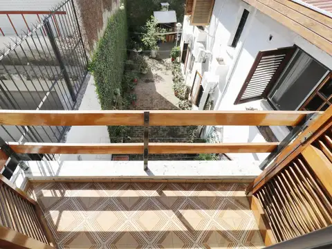 Depto Tipo Casa en Venta en Versalles, USD 145.000