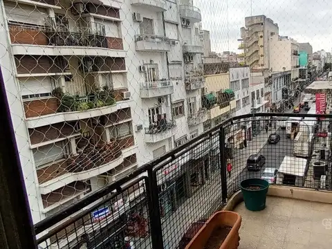 Departamento en Alquiler en Abasto, $ 590.000