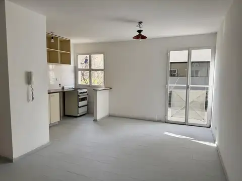 Alquiler departamento 1dor Duarte Quiros 1700