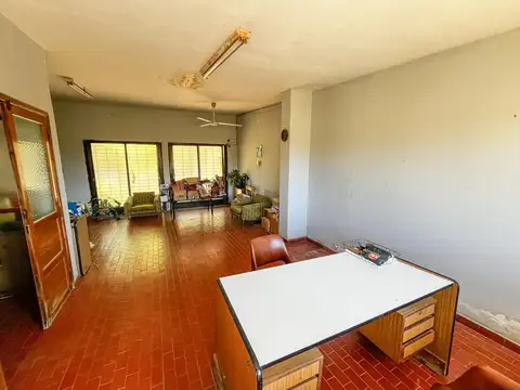 VENTA | Nave Industrial con oficinas en Palpalá a refaccionar