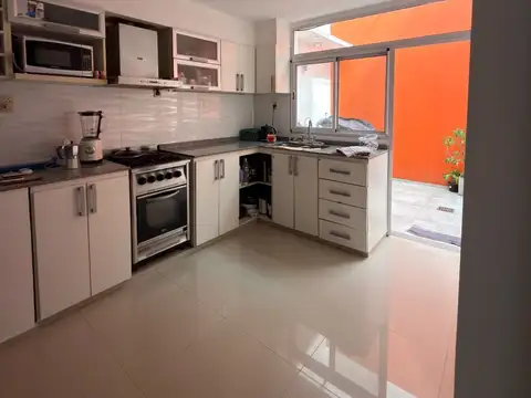 Casa en Venta en Abasto, USD 130.000