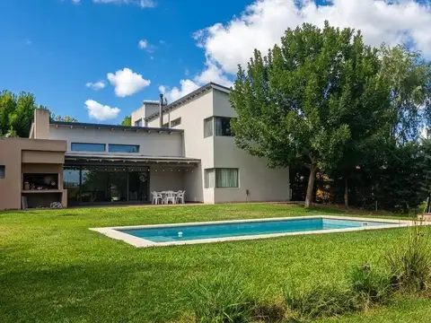 Casa en Venta al Noroeste