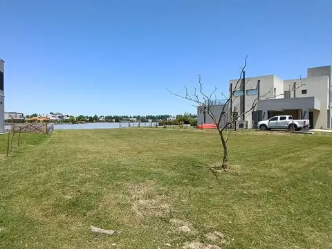 LOTE EN VENTA EN BARRIO CRUZ DEL SUR CANNING