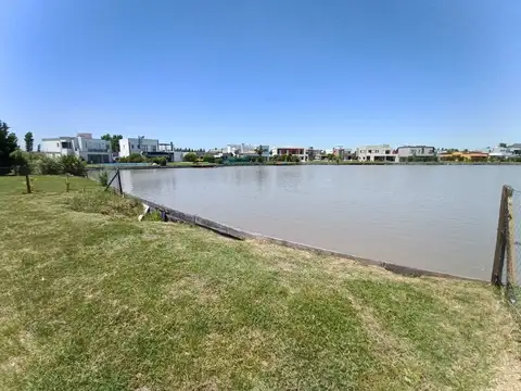 LOTE EN VENTA EN BARRIO CRUZ DEL SUR CANNING