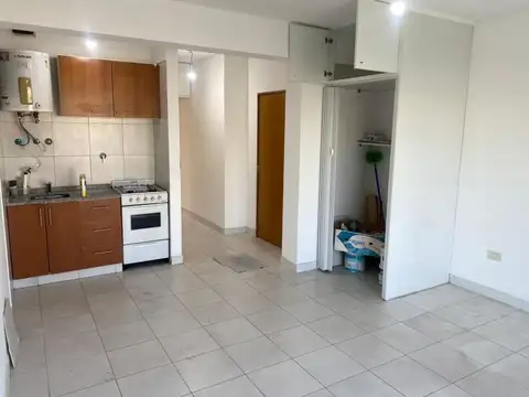 Avenida Chorroarín 500, Piso 3