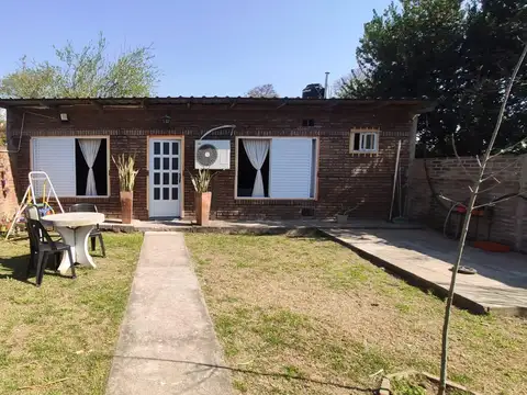Venta | Casa | 1 Dormitorio | Cochera | Fray Luis Beltrán