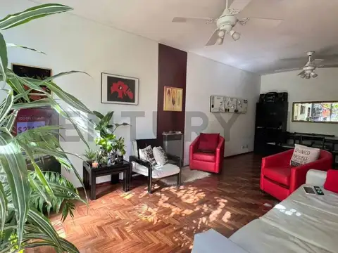 Venta PH tipo dúplex de 4 ambientes con jardín – Florida