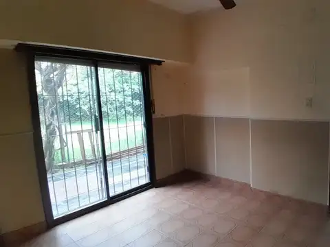 VENTA CASA MULTIFAMILIAR CON QUINCHO EN SAN MIGUEL