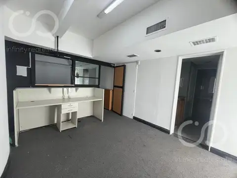 ALQUILER OFICINA COMERCIAL MICROCENTRO-PISO ENTERO