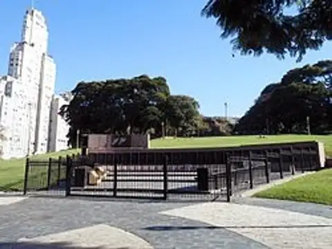 Local en Venta 90 años