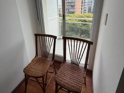 ALQUILER DEPARTAMENTO UN DORMITORIO CON BALCON EN LA ZONA MAS LINDA DEL CENTRO- FRENTE A PLAZA ITALIA