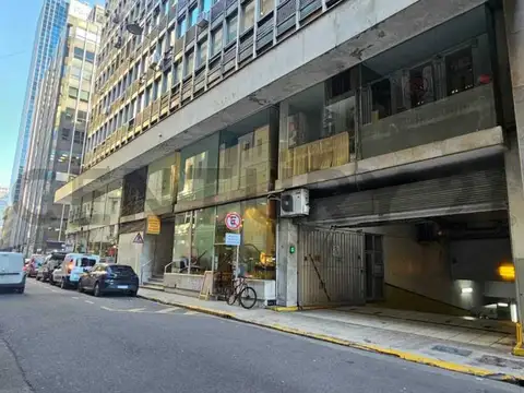 VENTA DE COCHERA EN PLENO MICROCENTRO PORTEÑO - RIVADAVIA AL 500