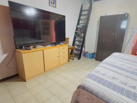 Casa en Venta con 6 cocheras
