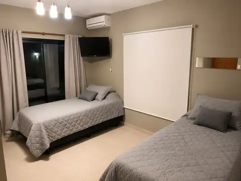 VENTA DE CASA EN ESQUINA CORRIENTES