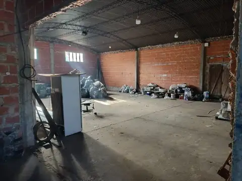 ALQUILER DE GALPON EN LA REJA
