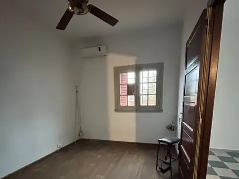 Depto Tipo Casa en Alquiler 50 años