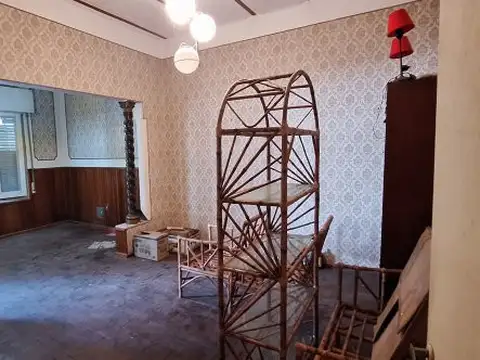 Casa 5 ambientes con 1 baño