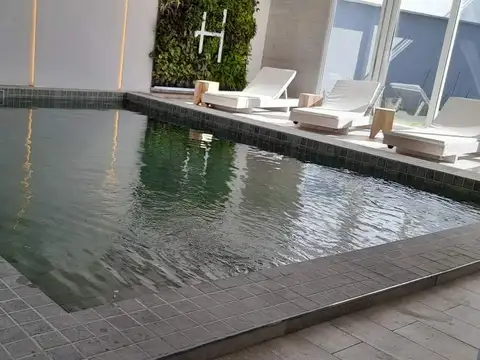 Departamento en Alquiler en Chateau Carreras, $ 1.200.000