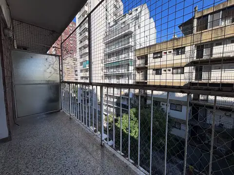 Julián Álvarez 2200, Piso 4