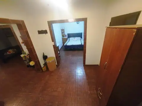 CASA 5 AMBIENTES VENTA SAN ANDRES CON GALPON COCH