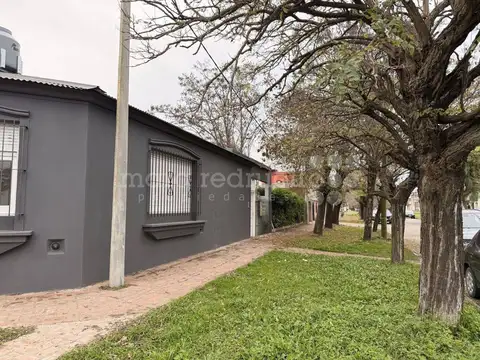 CASA EN VENTA EN PLANTA BAJA DE 1 DORMITORIO CERCA DEL CENTRO Y DE LA LAGUNA
