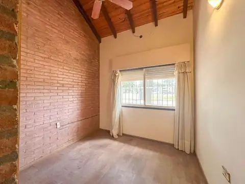 Los Olmos y Los Nogales