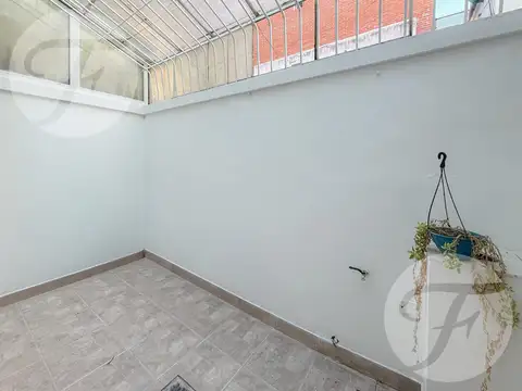 Depto Tipo Casa en Alquiler de 1 dormitorio