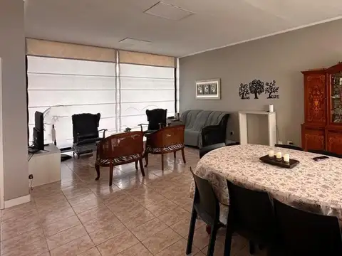 Casa en Venta de 9 dormitorios